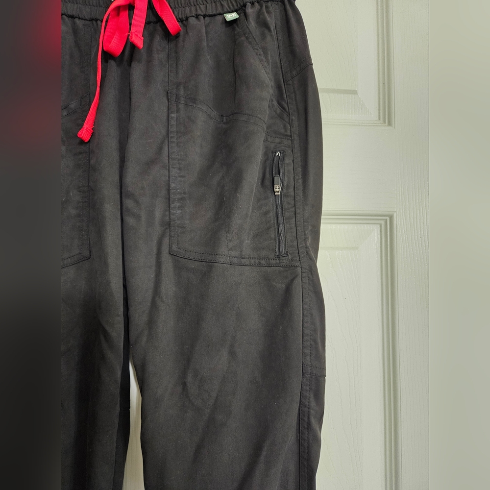 MEDICLO BLACK Women's Scrub Set XS (Joggers Petite Length) EUC - Picture 14 of 16